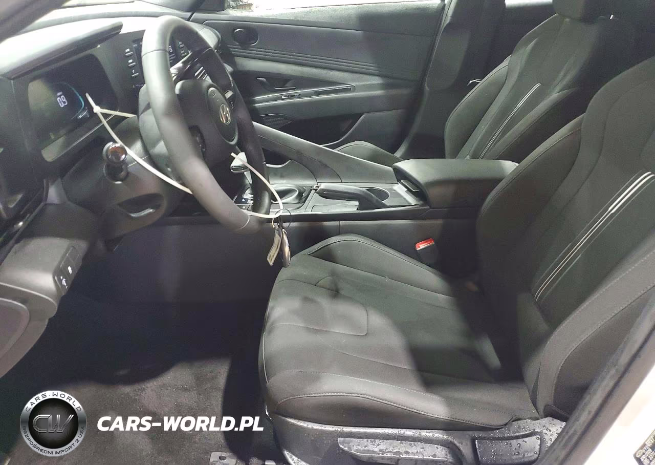 2026 Hyundai Elantra Sel Sport VIN:KMHLM4DG5TU234921 - 7
