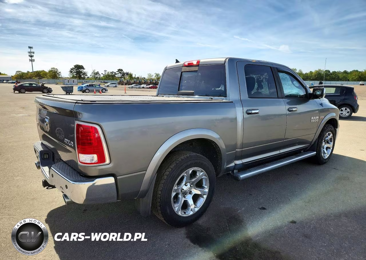 2013 Ram 1500 Laramie VIN:1C6RR7NT9DS703302 - 3