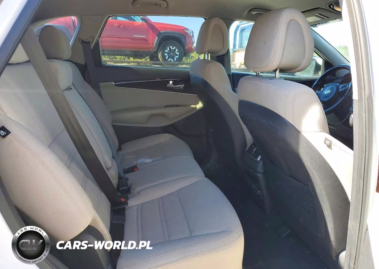2016 Kia Sorento Lx V6 VIN:5XYPGDA52GG008567 - 11
