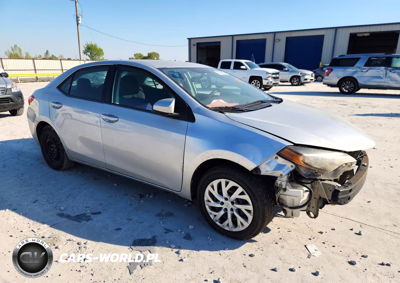 2019 Toyota Corolla Le VIN:5YFBURHE1KP941323 - 4