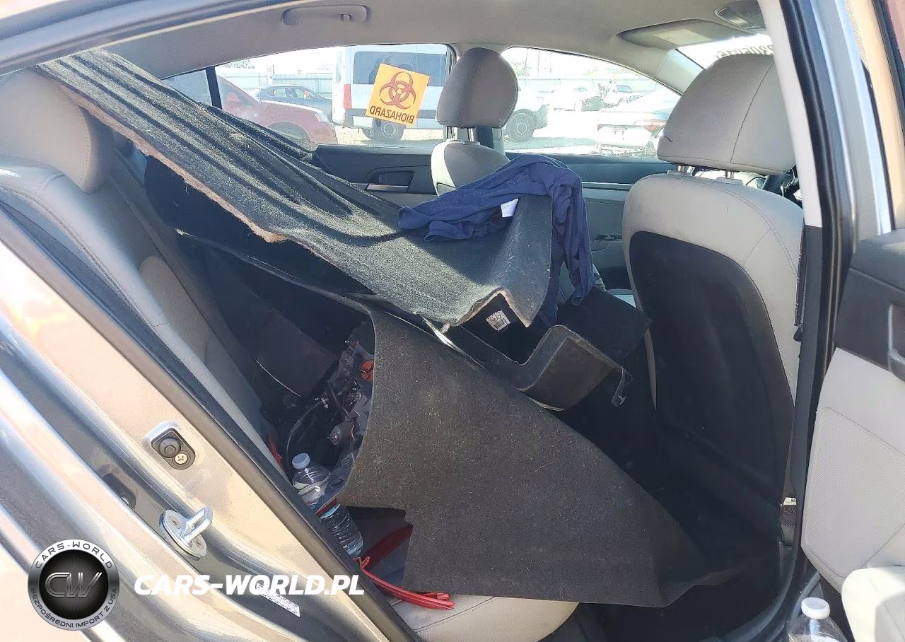 2017 Hyundai Elantra Se VIN:KMHD74LF5HU116511 - 10