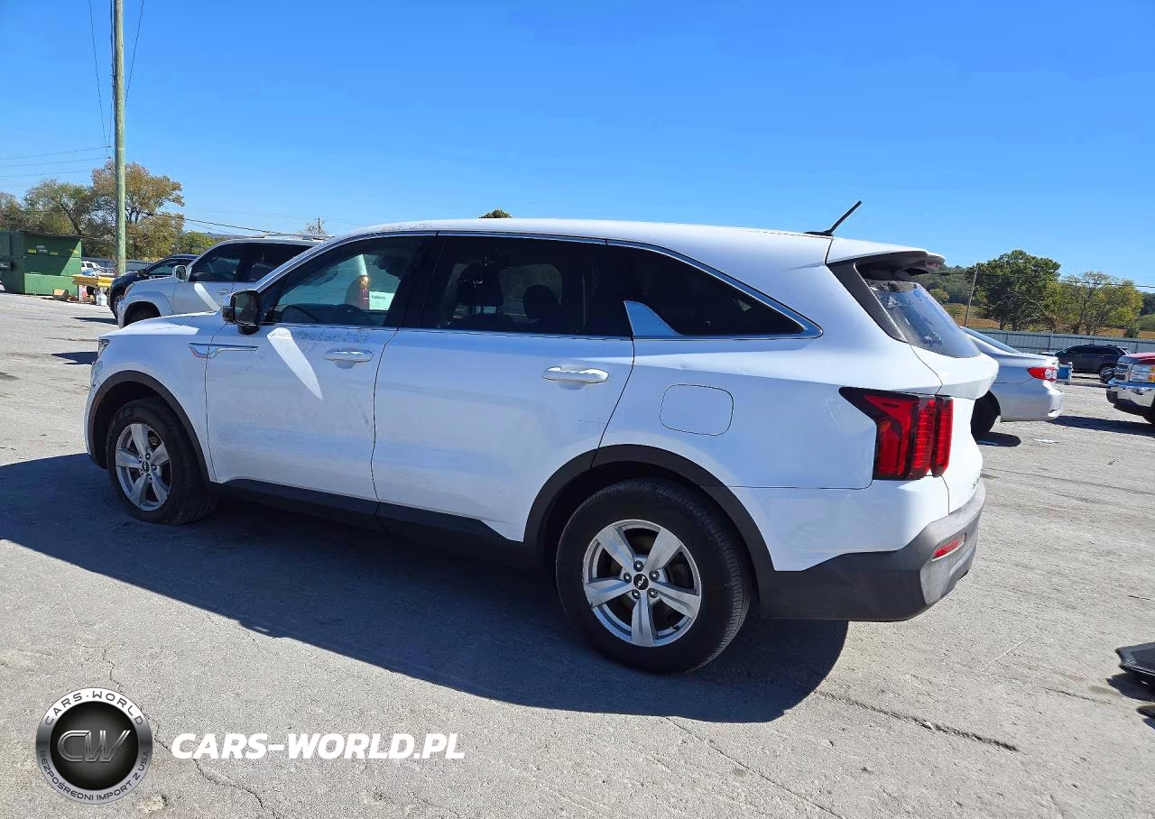 2022 Kia Sorento Lx VIN:5XYRG4LC5NG128106 - 2