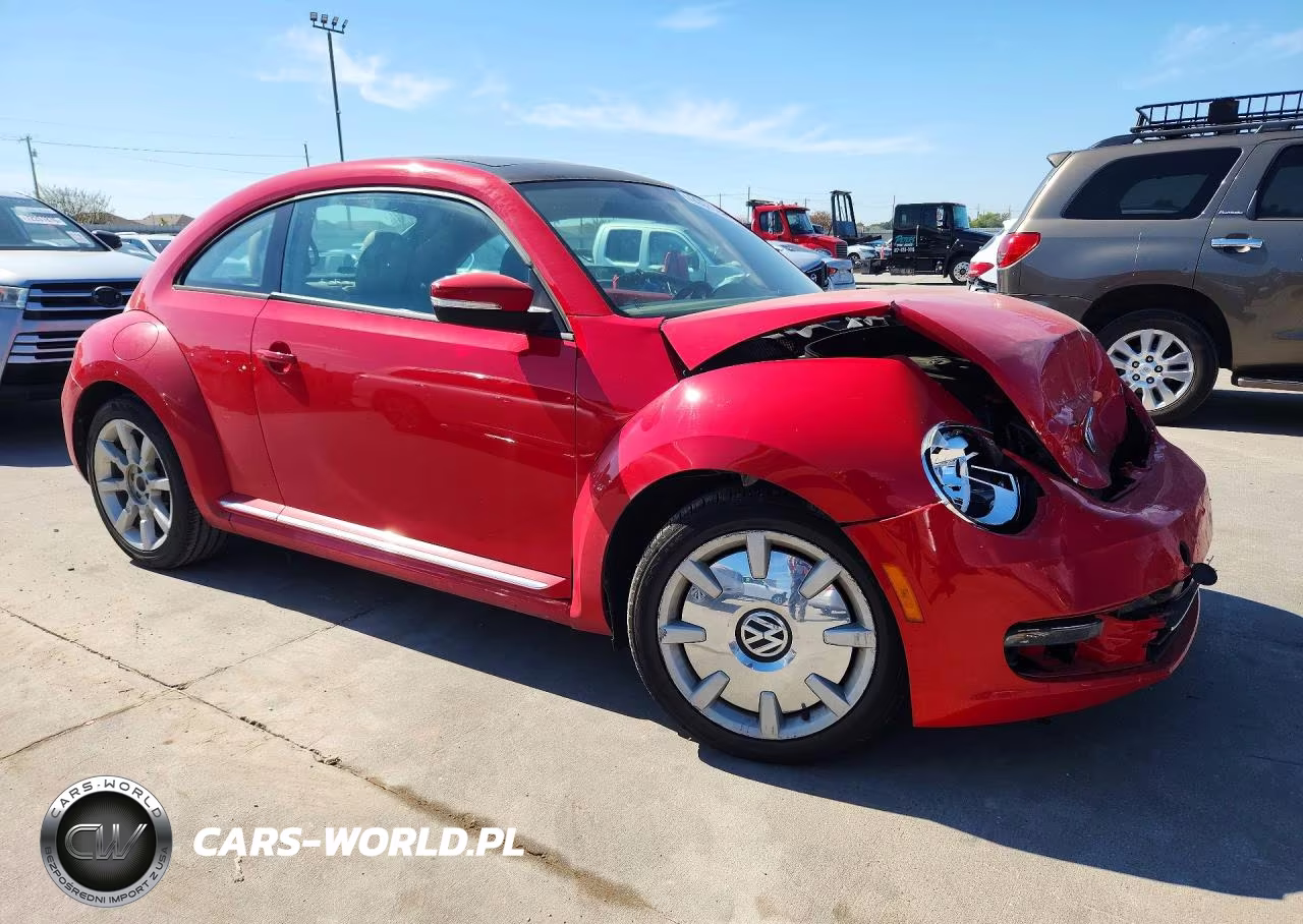 2013 Volkswagen Beetle VIN:3VWJP7AT1DM693064 - 4