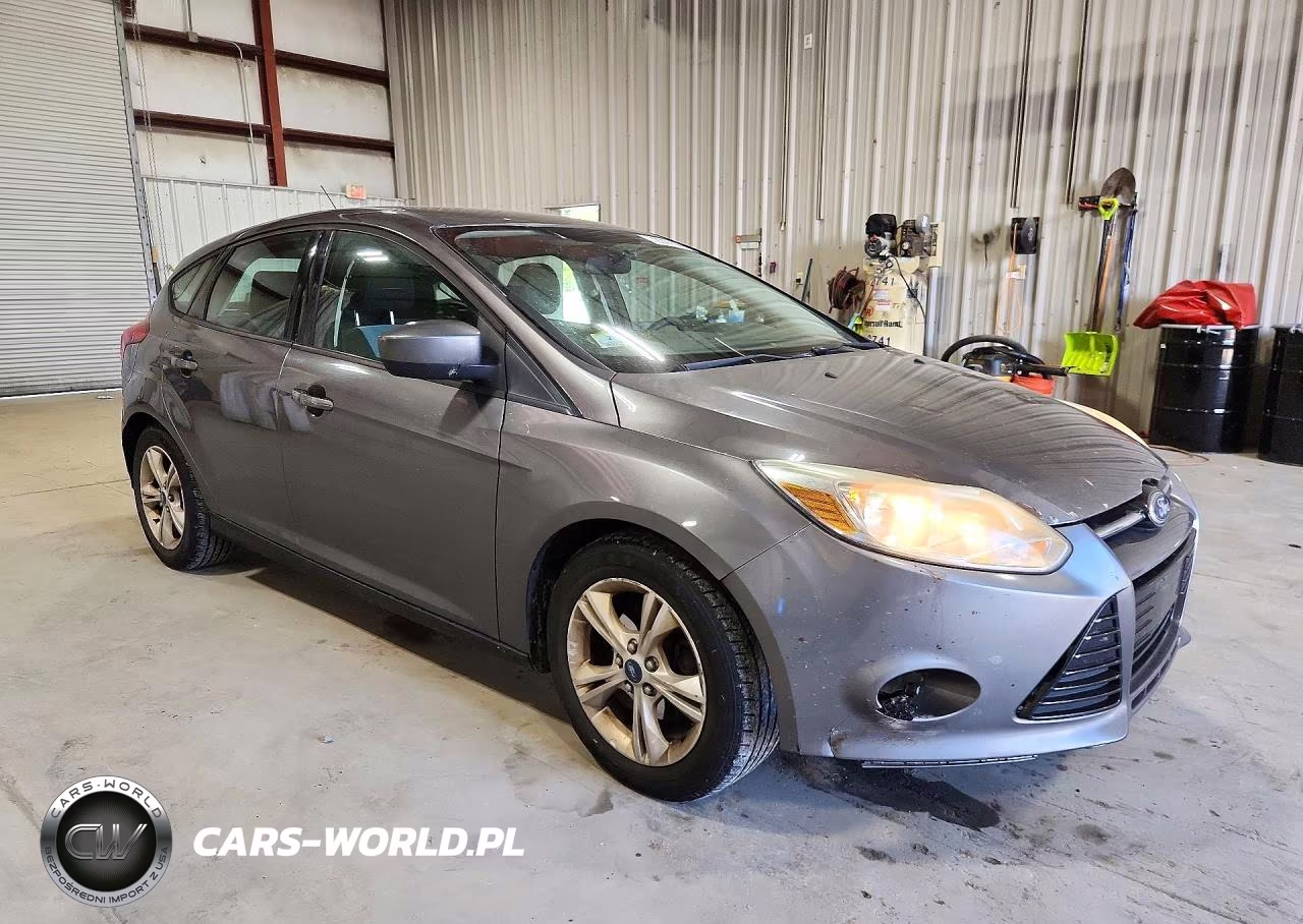 2012 Ford Focus Se VIN:1FAHP3K29CL471751 - 4