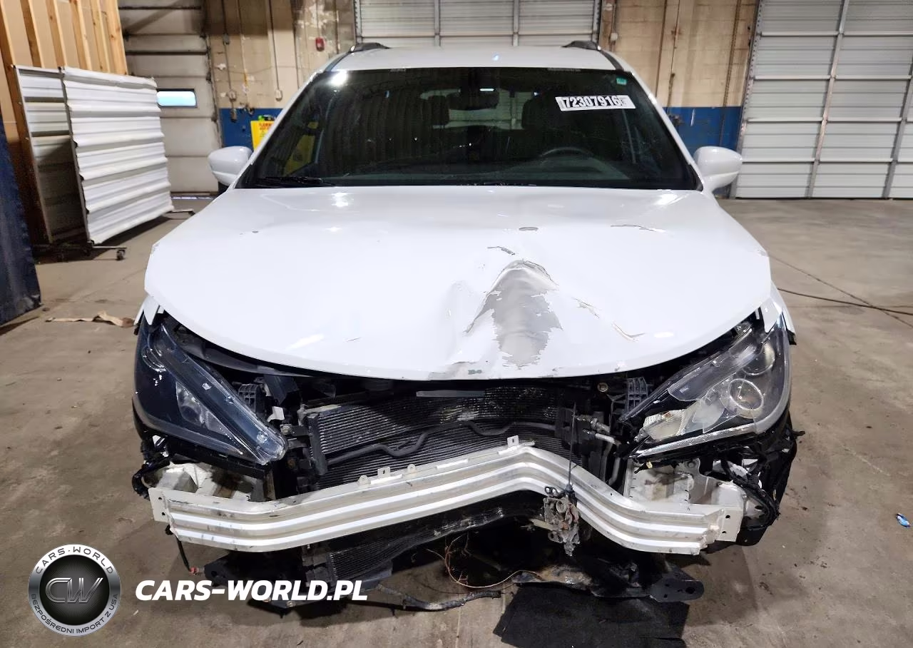 2018 Chrysler Pacifica Touring L VIN:2C4RC1BG7JR174878 - 5