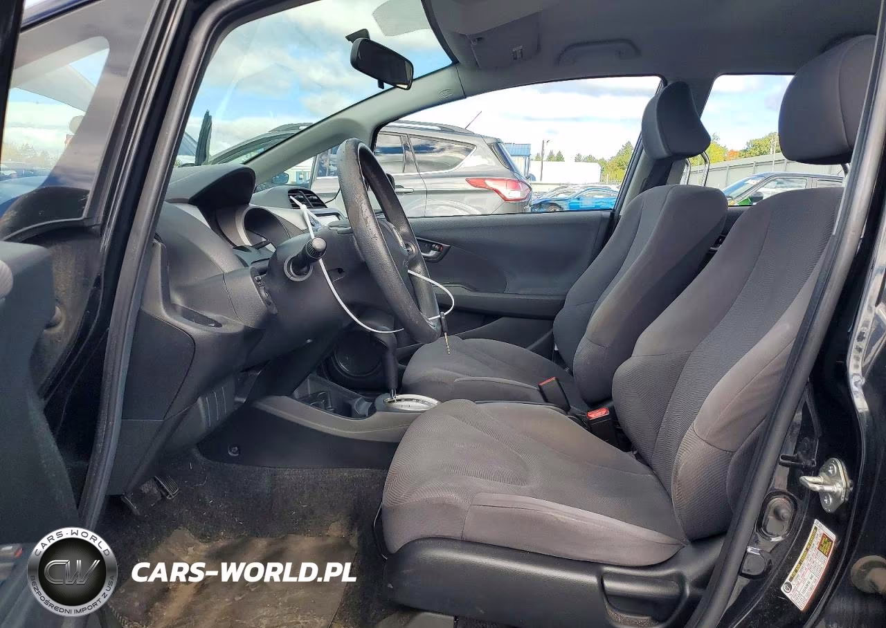 2010 Honda Fit VIN:JHMGE8H20AC003340 - 7