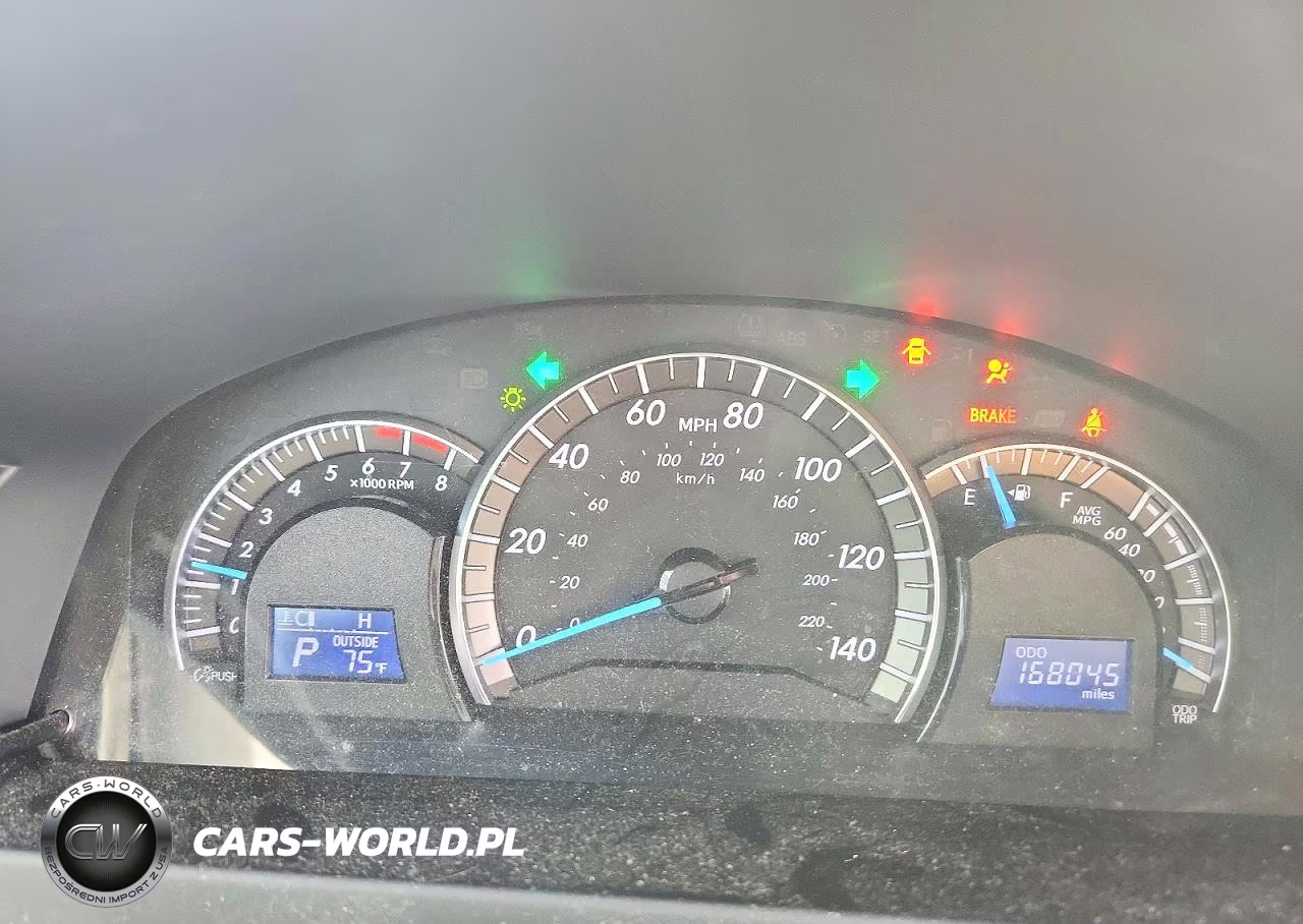 2014 Toyota Camry Se VIN:4T1BF1FK2EU467776 - 9