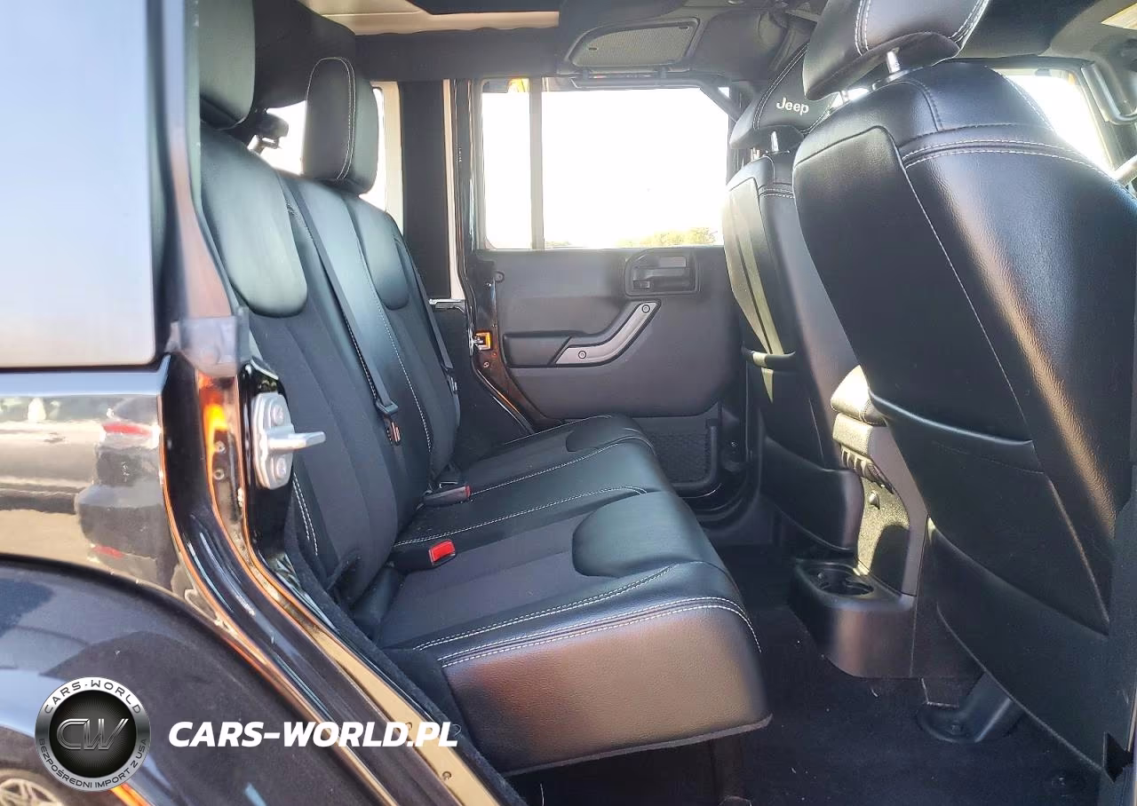 2017 Jeep Wrangler Unlimited Sport VIN:1C4BJWDG9HL598678 - 10