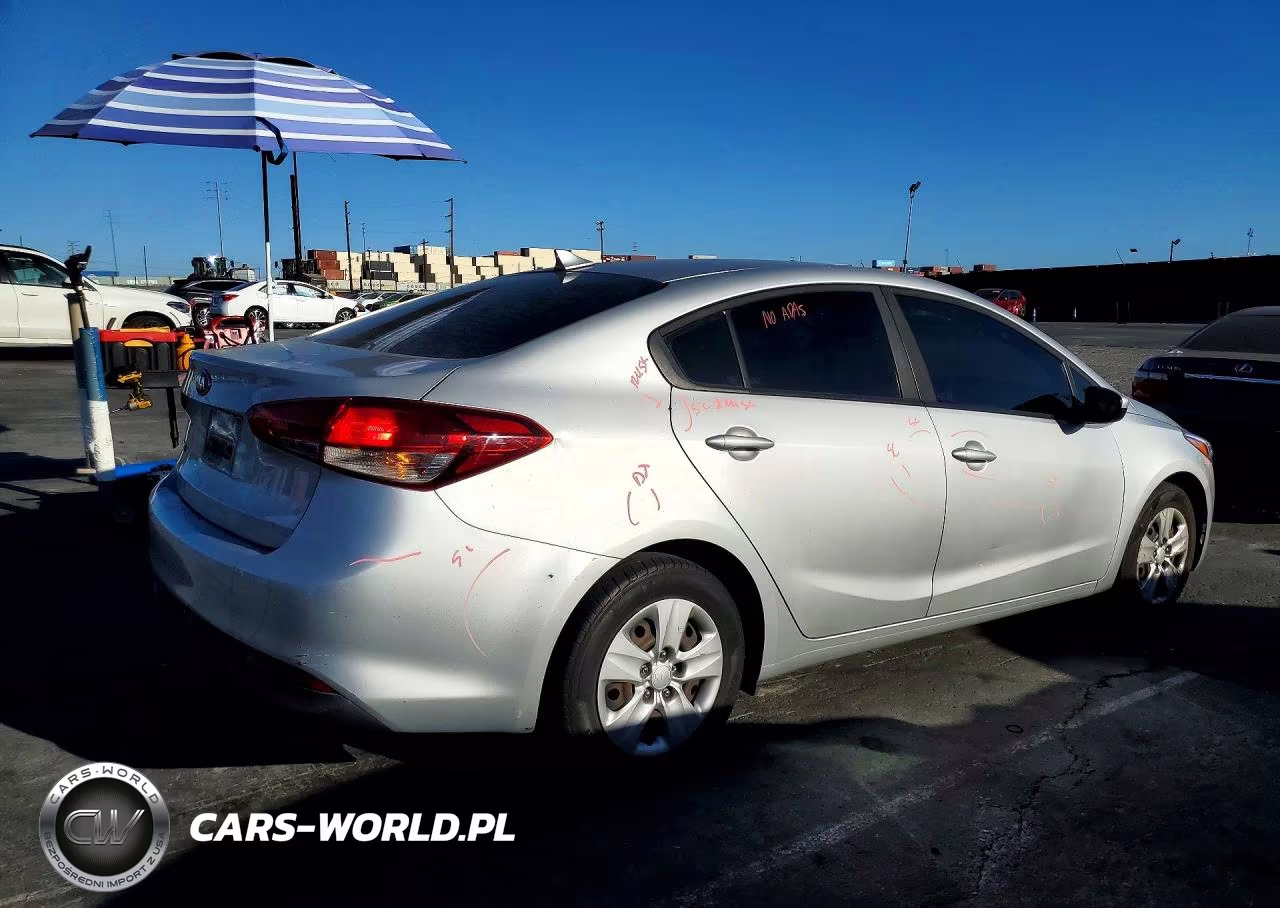 2018 Kia Forte Lx VIN:3KPFK4A78JE214170 - 3