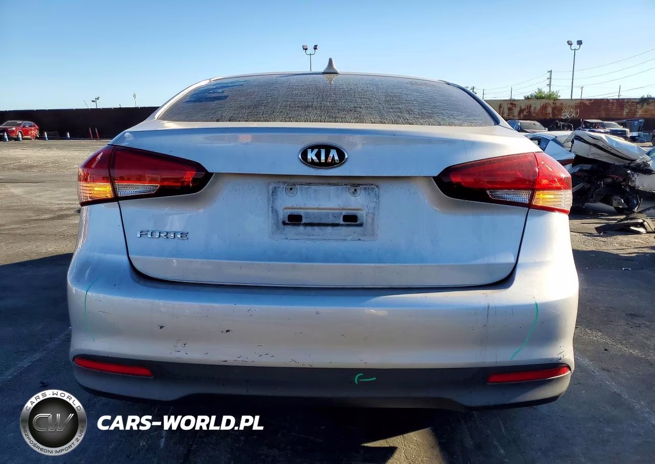 2018 Kia Forte Lx VIN:3KPFK4A78JE214170 - 6