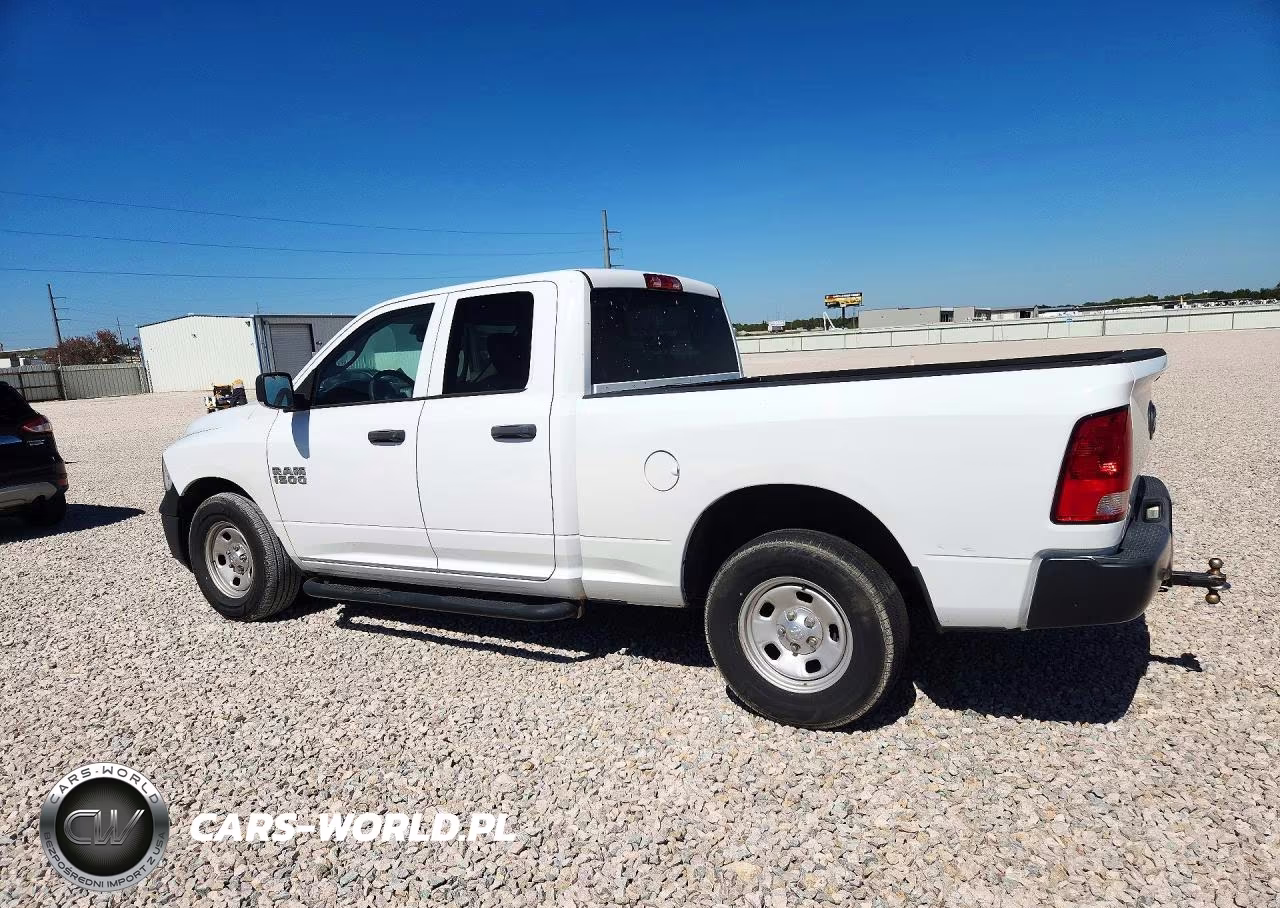 2018 Ram 1500 St VIN:1C6RR6FG2JS210858 - 2