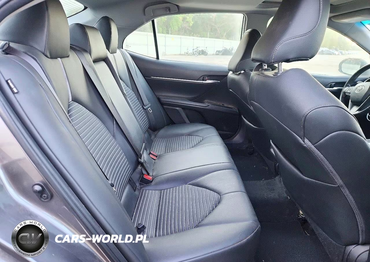 2019 Toyota Camry Se VIN:4T1B11HK2KU293523 - 10