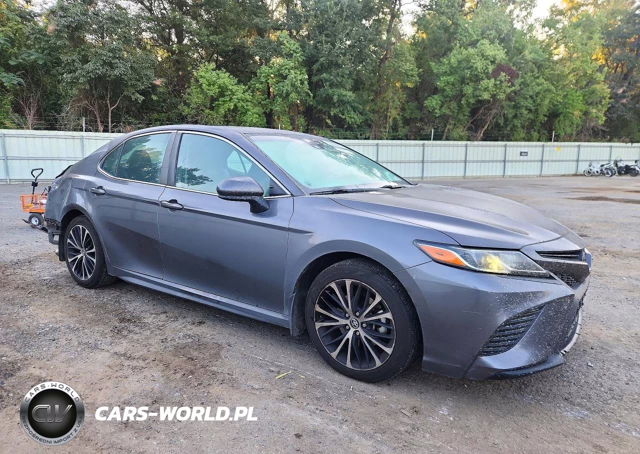 2019 Toyota Camry Se VIN:4T1B11HK2KU293523 - 4