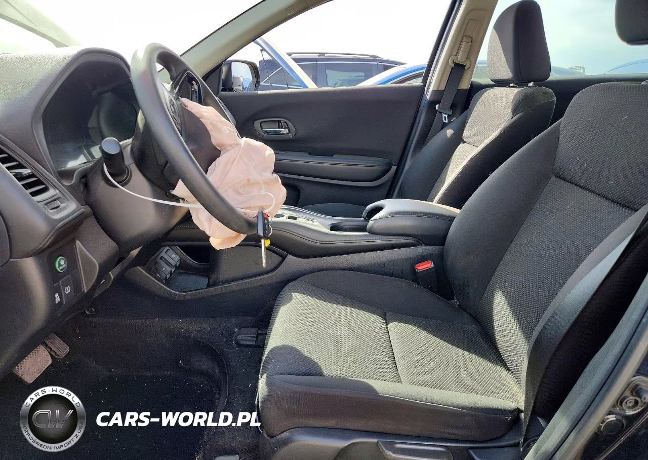 2018 Honda Hr-V Lx VIN:3CZRU6H3XJG705618 - 7