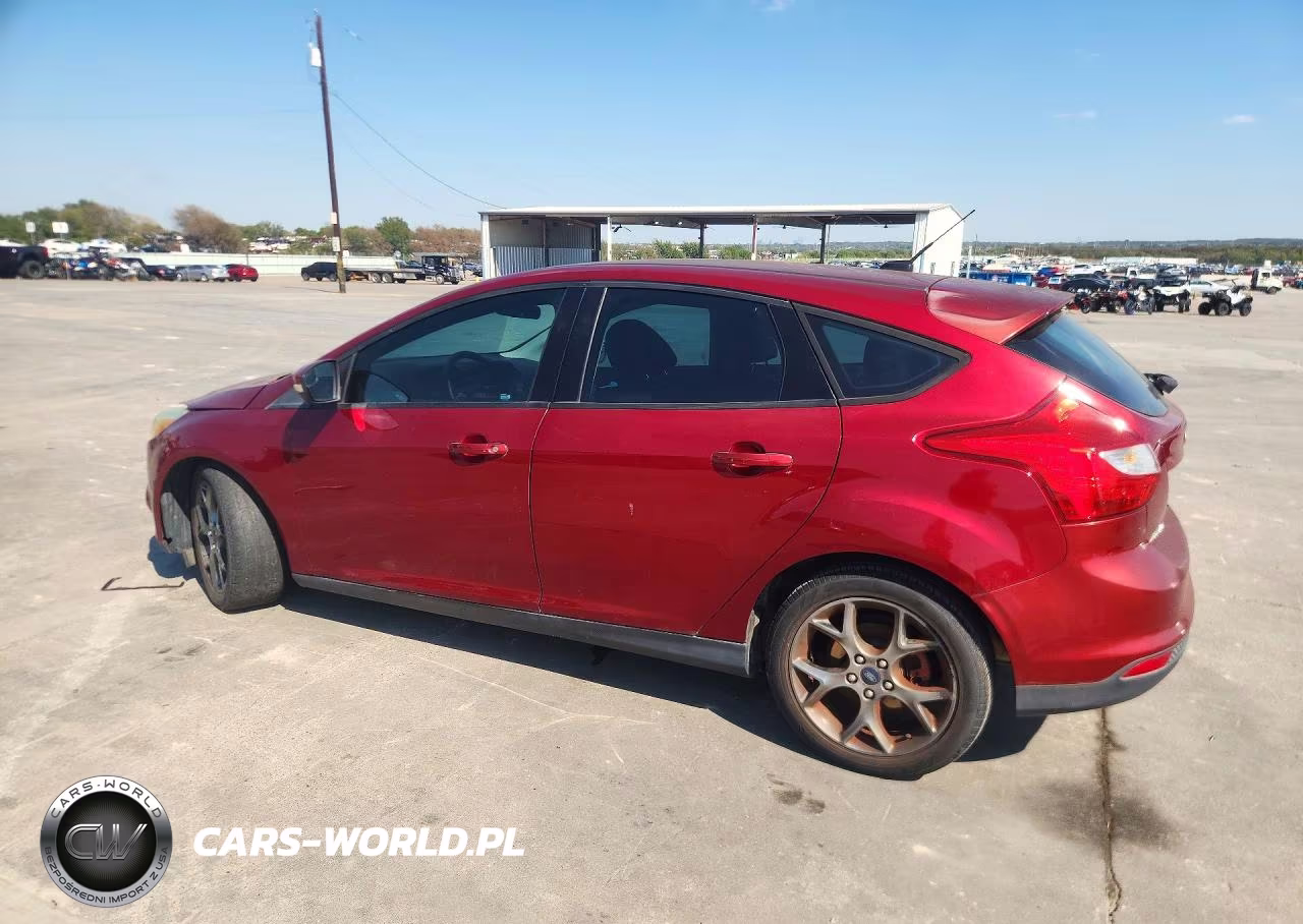 2014 Ford Focus Se VIN:1FADP3K29EL161245 - 2