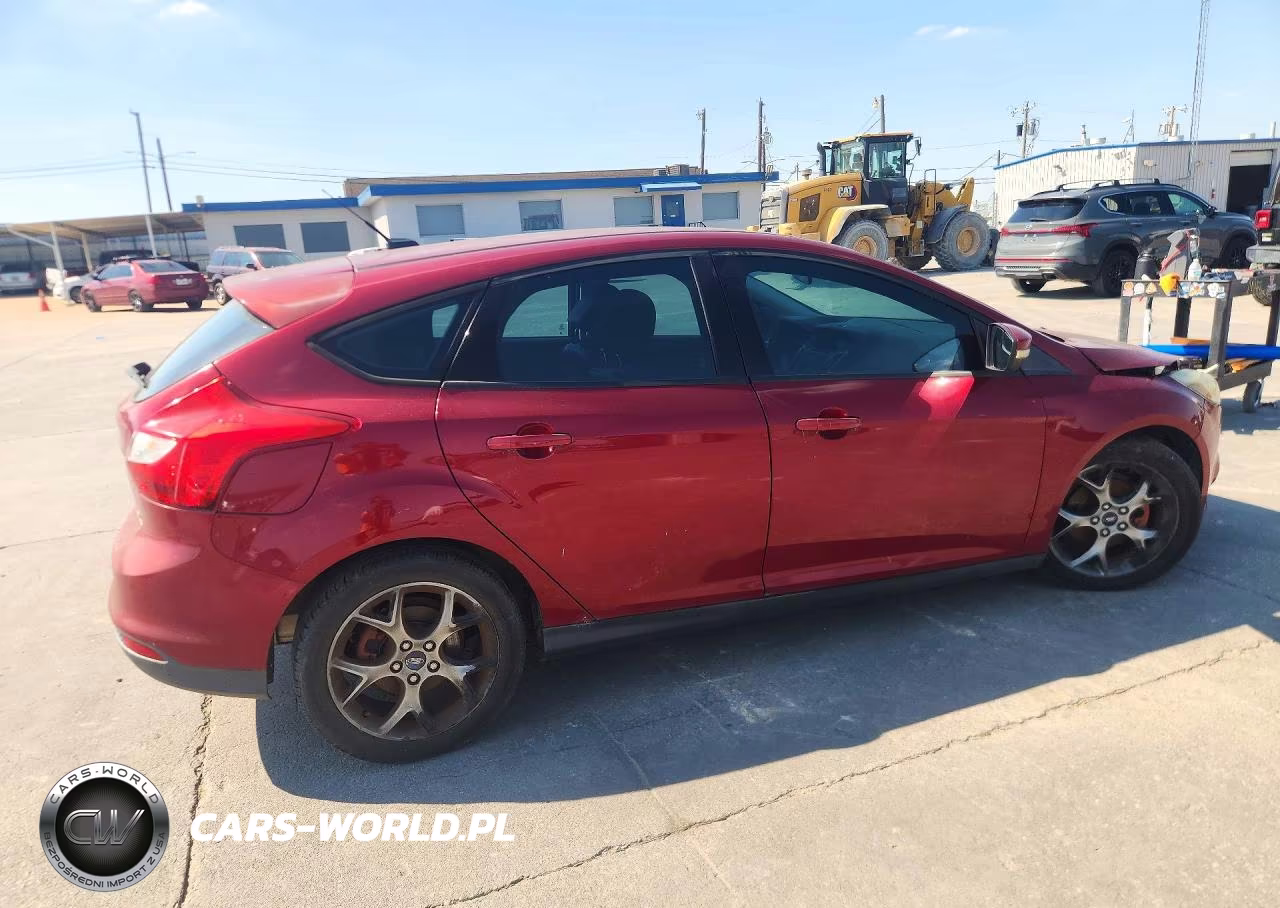 2014 Ford Focus Se VIN:1FADP3K29EL161245 - 3