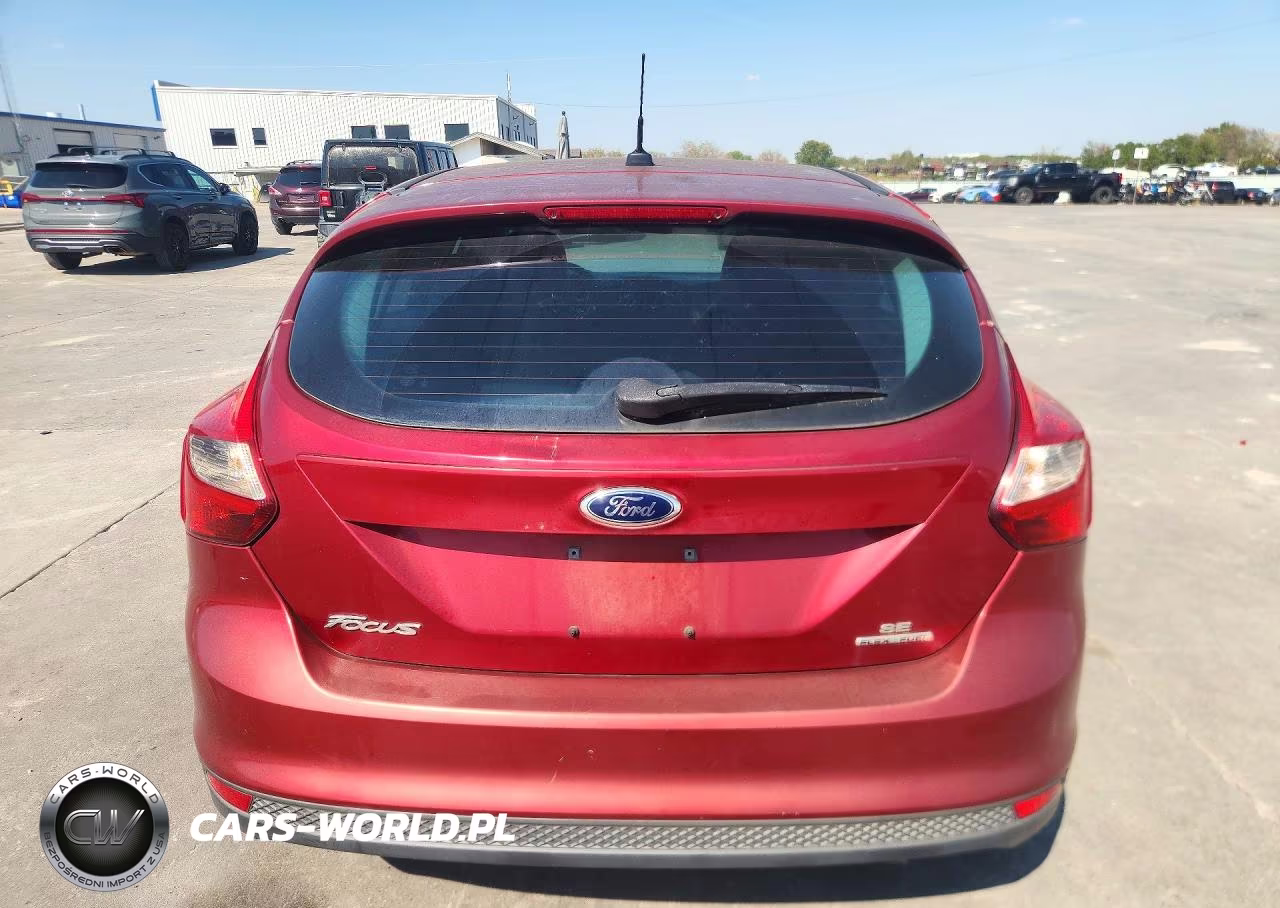 2014 Ford Focus Se VIN:1FADP3K29EL161245 - 6