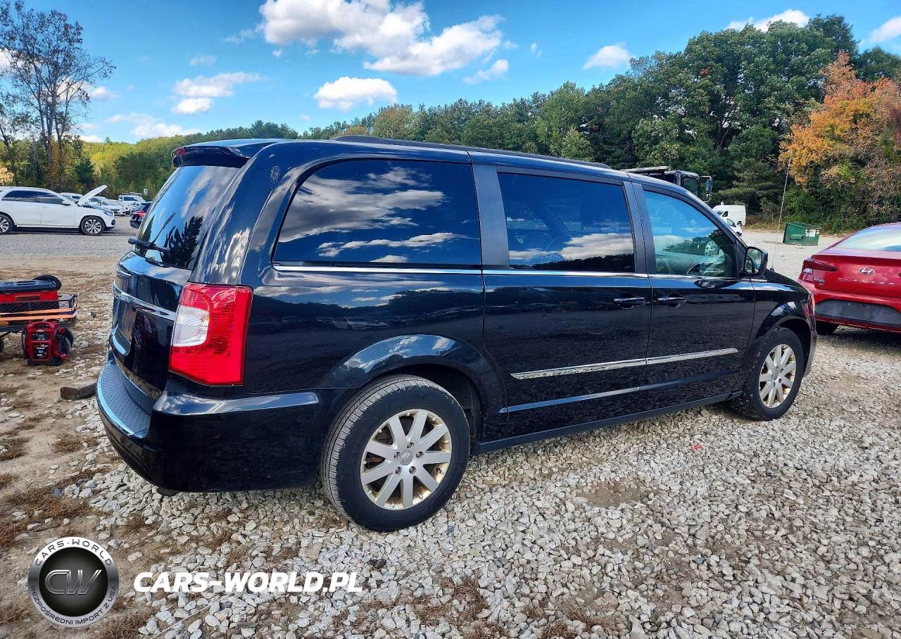 2015 Chrysler Town & Country Touring VIN:2C4RC1BG7FR654605 - 3