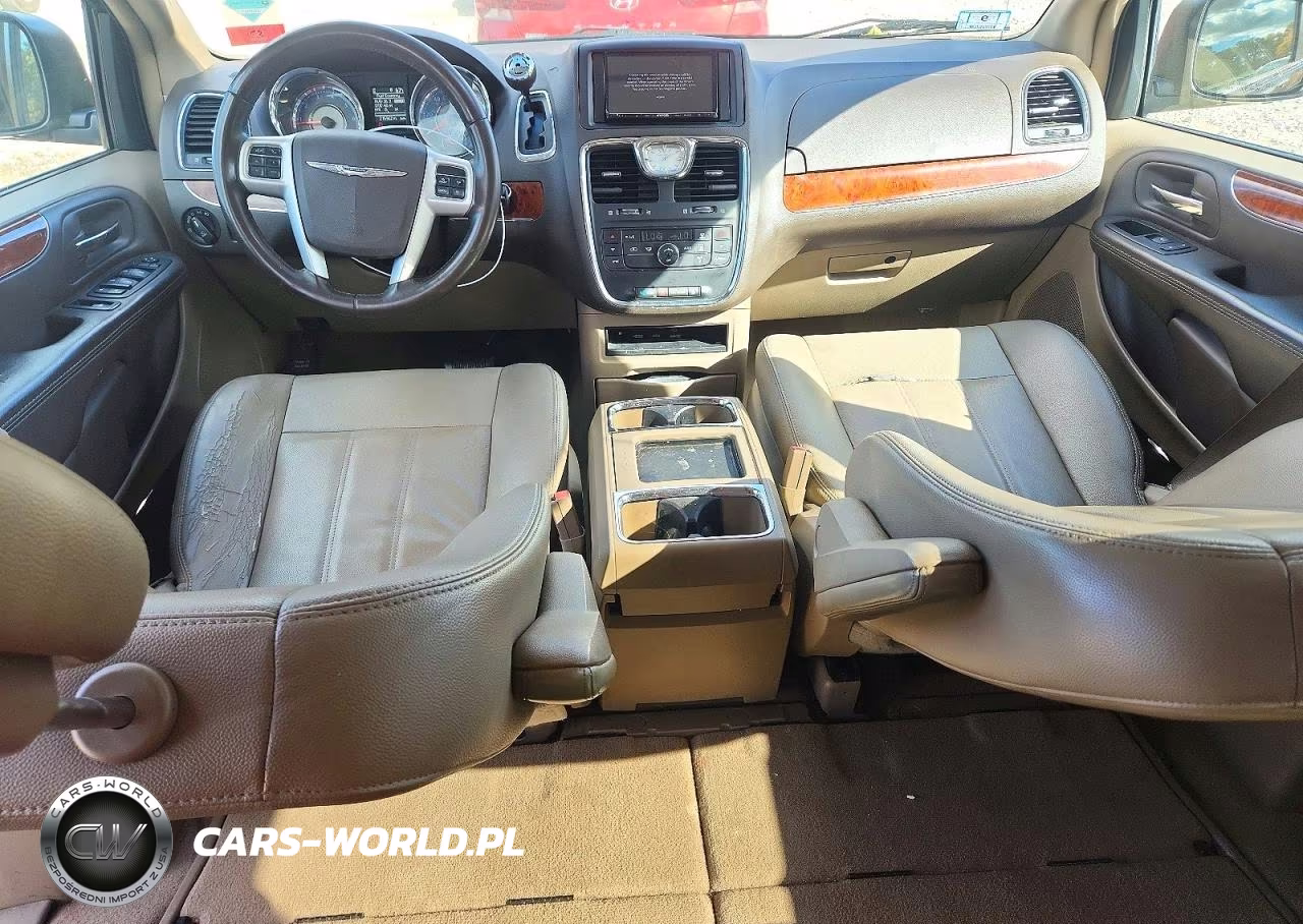 2015 Chrysler Town & Country Touring VIN:2C4RC1BG7FR654605 - 8
