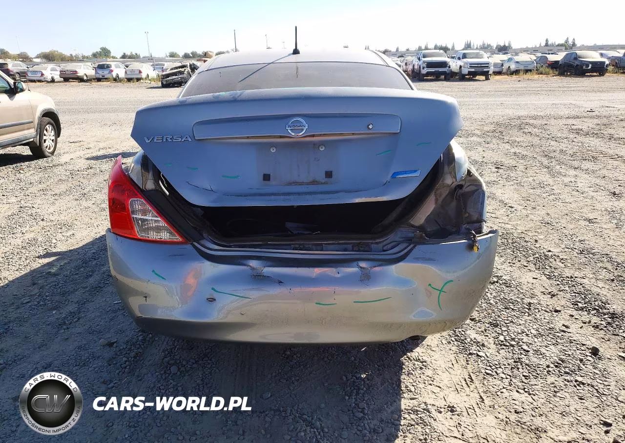 2014 Nissan Versa 1.6 S VIN:3N1CN7AP1EL824699 - 6