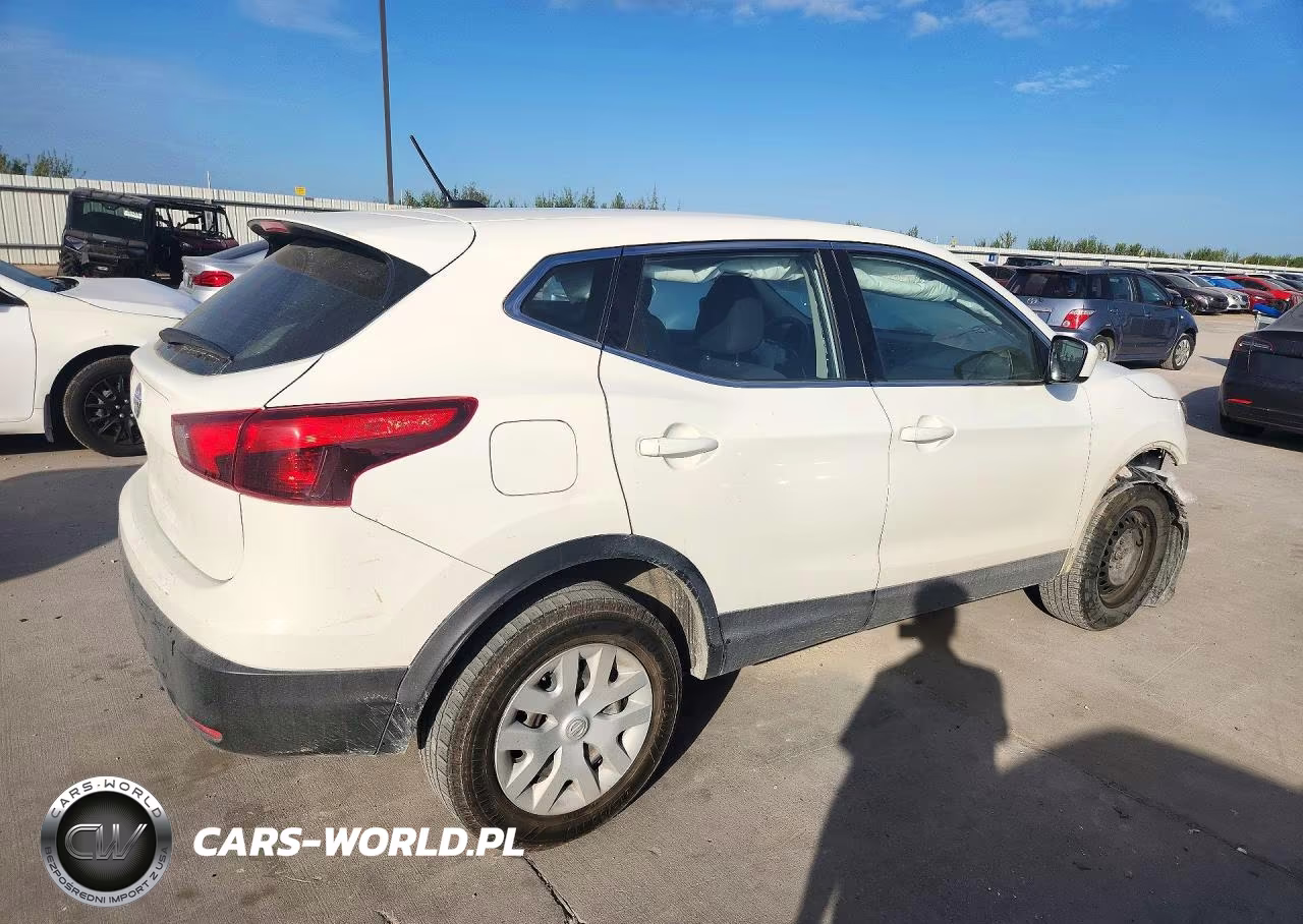 2017 Nissan Rogue Sport S VIN:JN1BJ1CP8HW018746 - 3