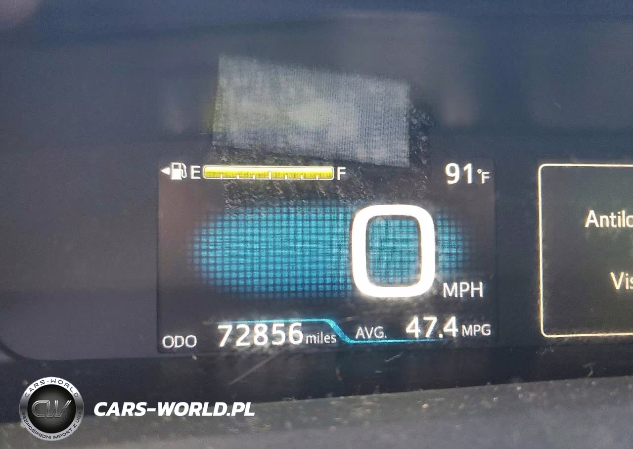 2018 Toyota Prius Two Eco VIN:JTDKARFU5J3553019 - 9