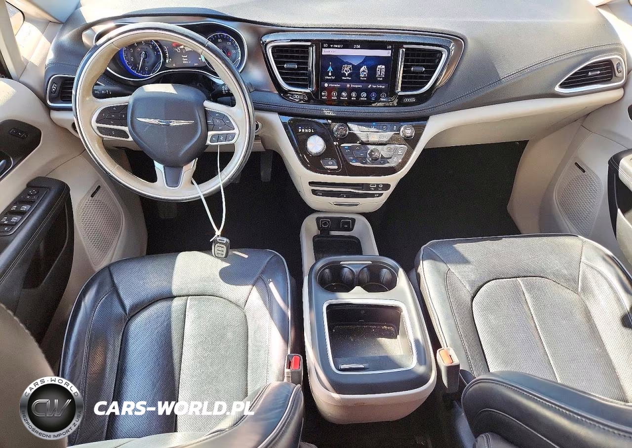 2018 Chrysler Pacifica Limited VIN:2C4RC1GG5JR226159 - 8
