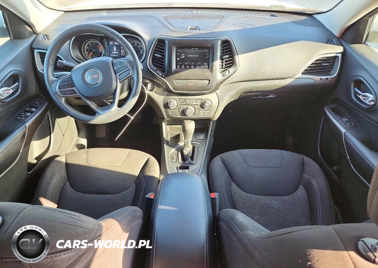2019 Jeep Cherokee Latitude VIN:1C4PJLCB7KD241401 - 8