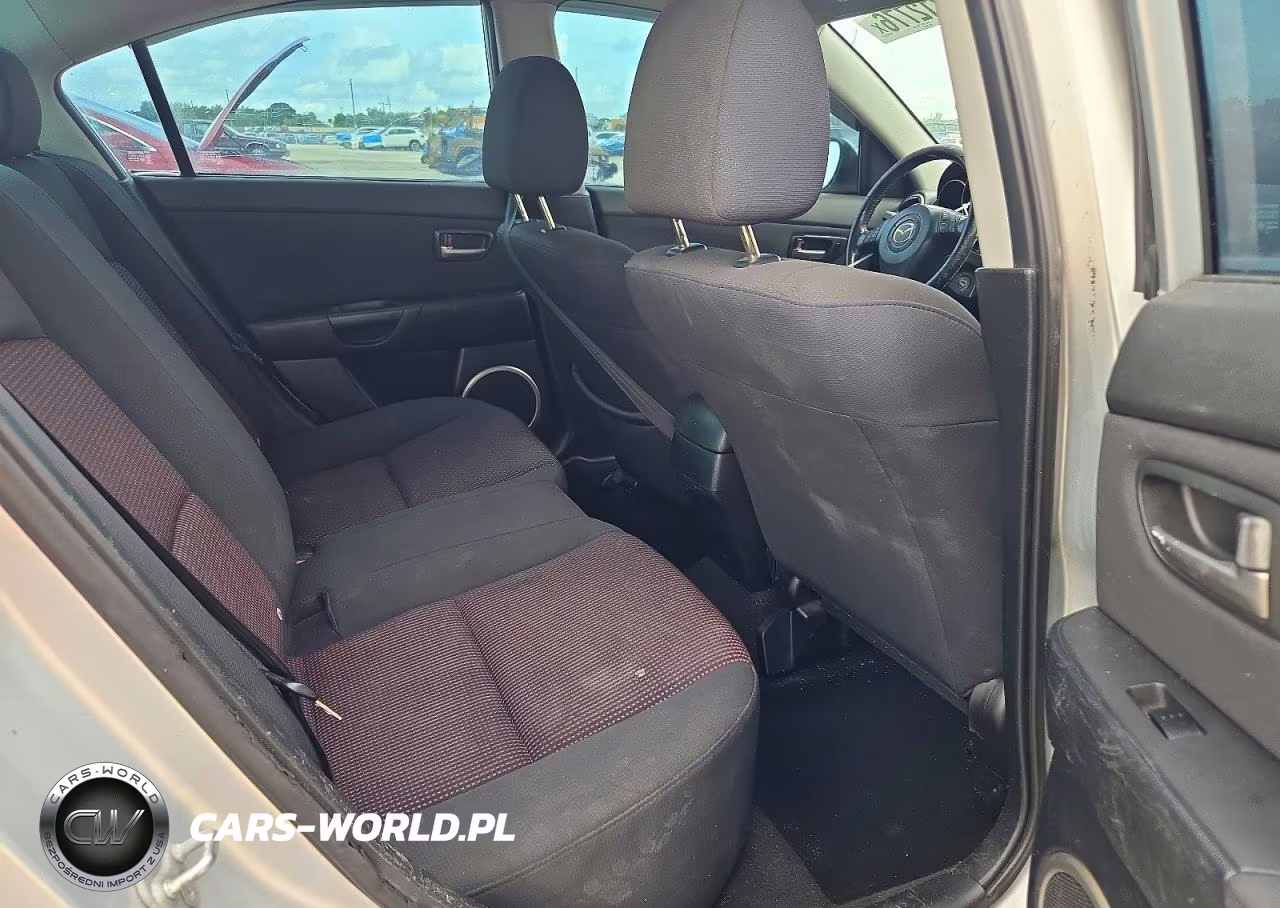 2004 Mazda 3 S VIN:JM1BK123241209420 - 10