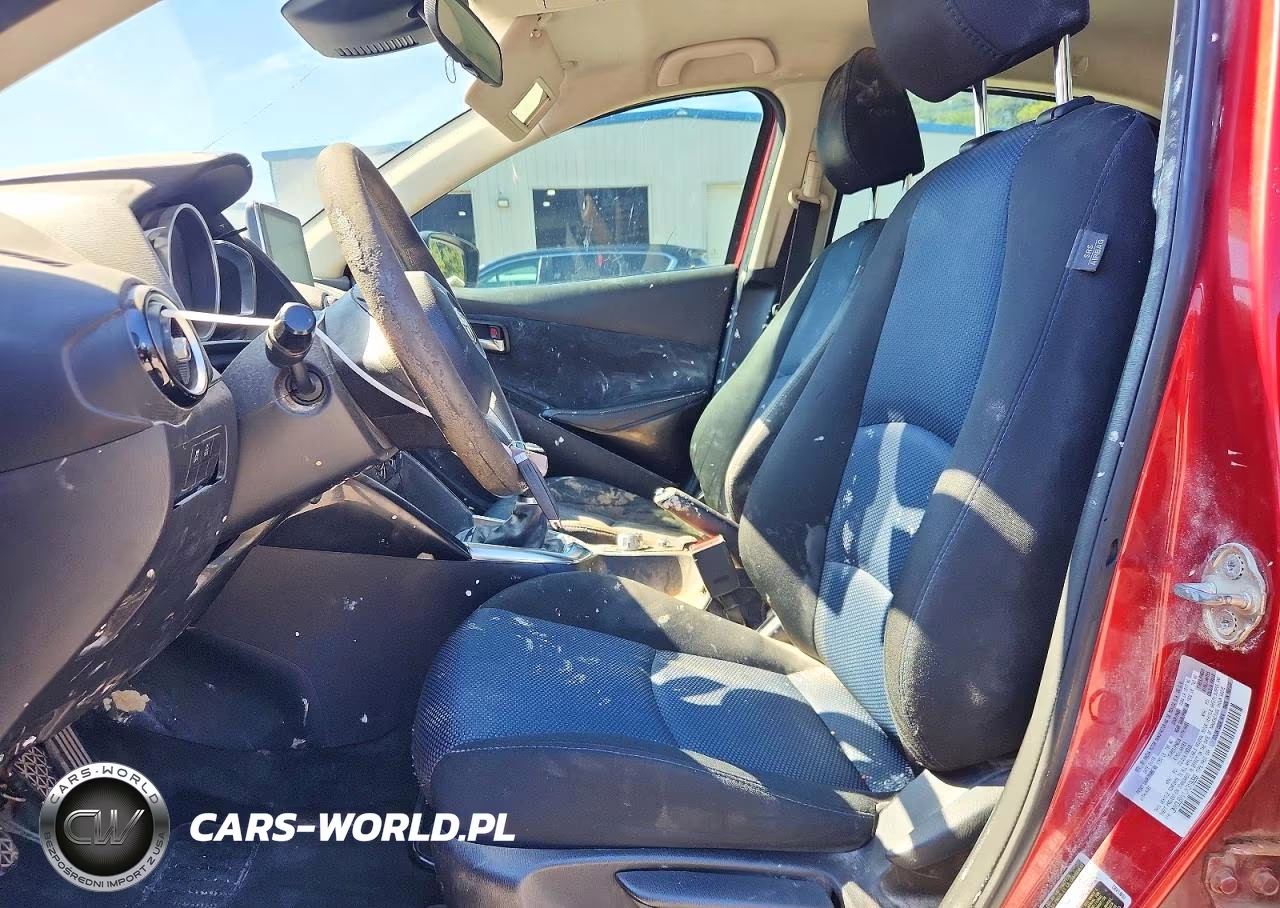 2018 Toyota Yaris Ia Base VIN:3MYDLBYV1JY319999 - 7