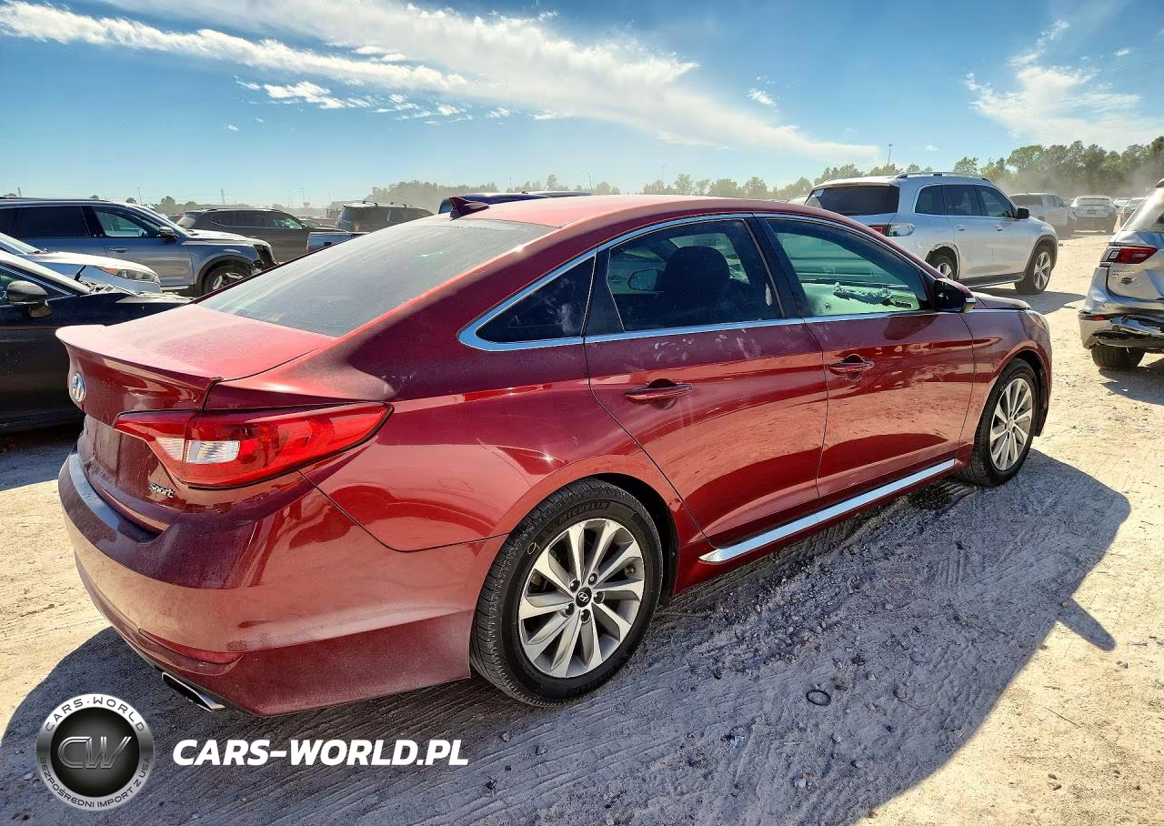 2016 Hyundai Sonata Sport VIN:5NPE34AF9GH318378 - 3