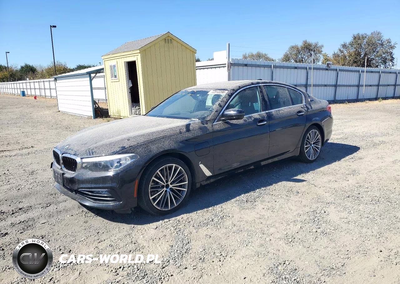 2018 BMW 530E VIN:WBAJA9C53JB250302 - 1