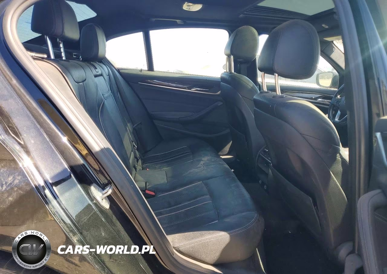 2018 BMW 530E VIN:WBAJA9C53JB250302 - 10