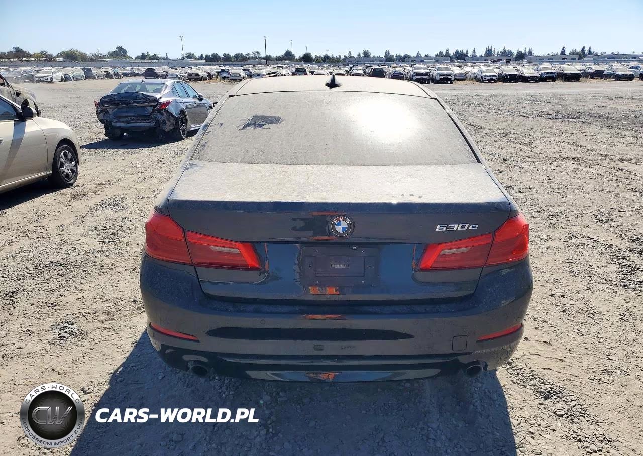 2018 BMW 530E VIN:WBAJA9C53JB250302 - 6