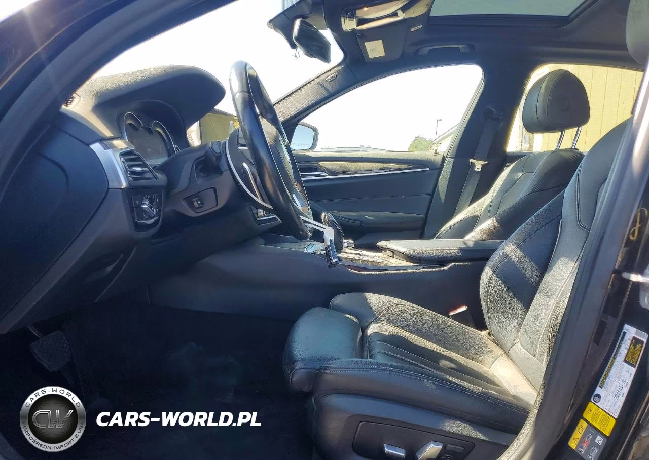 2018 BMW 530E VIN:WBAJA9C53JB250302 - 7