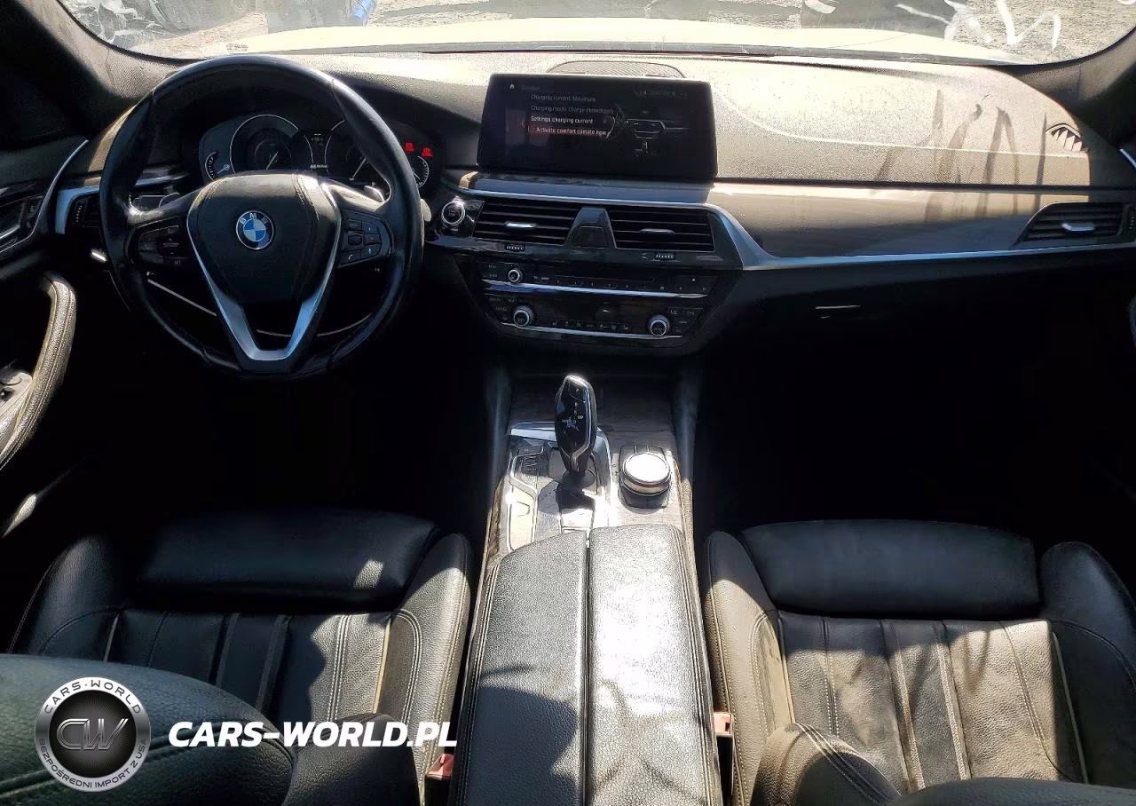 2018 BMW 530E VIN:WBAJA9C53JB250302 - 8