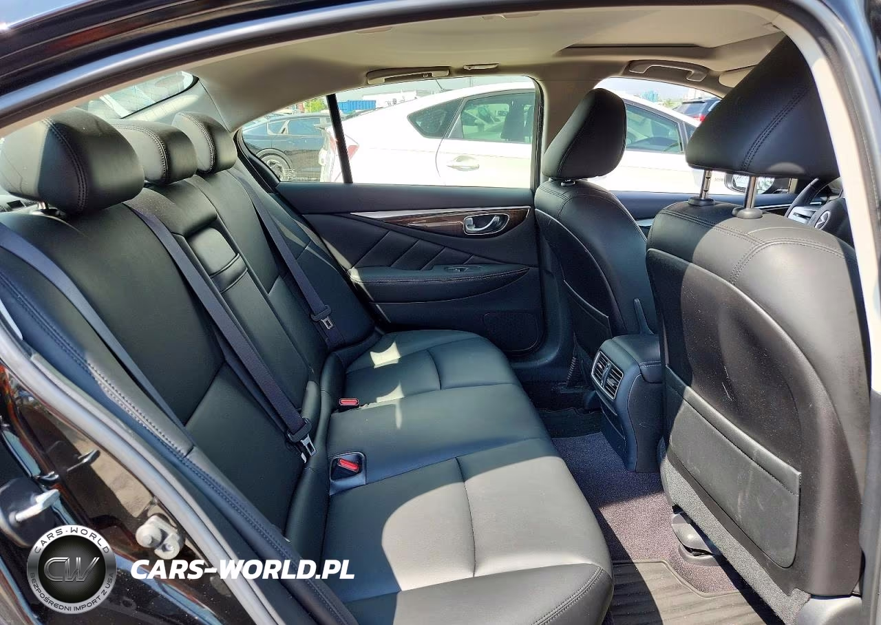 2018 Infiniti Q50 3.0T Luxe VIN:JN1EV7ARXJM445372 - 10