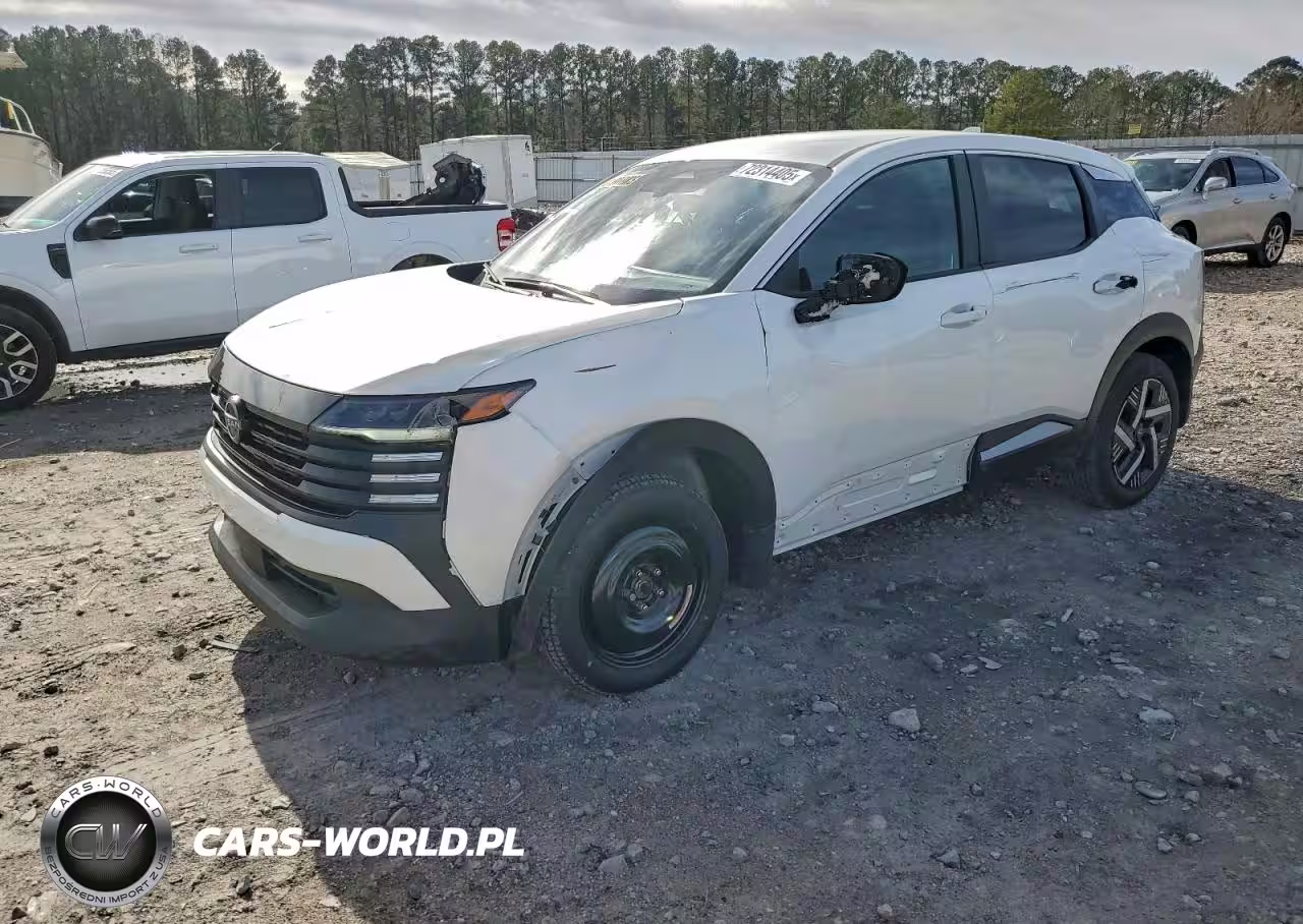 2025 Nissan Kicks Sv