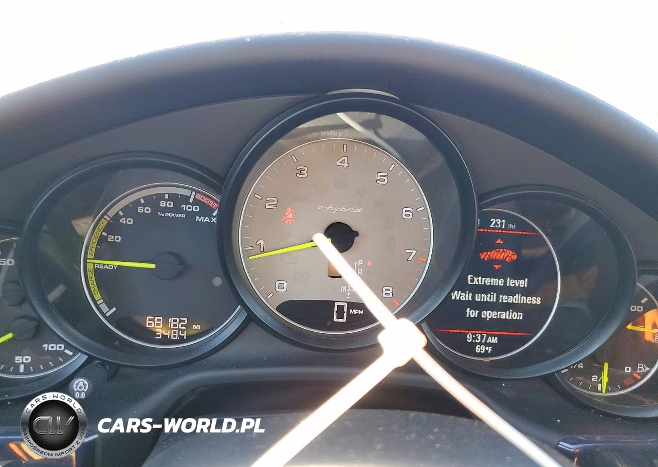 2014 Porsche Panamera S Hybrid VIN:WP0AD2A70EL044926 - 9