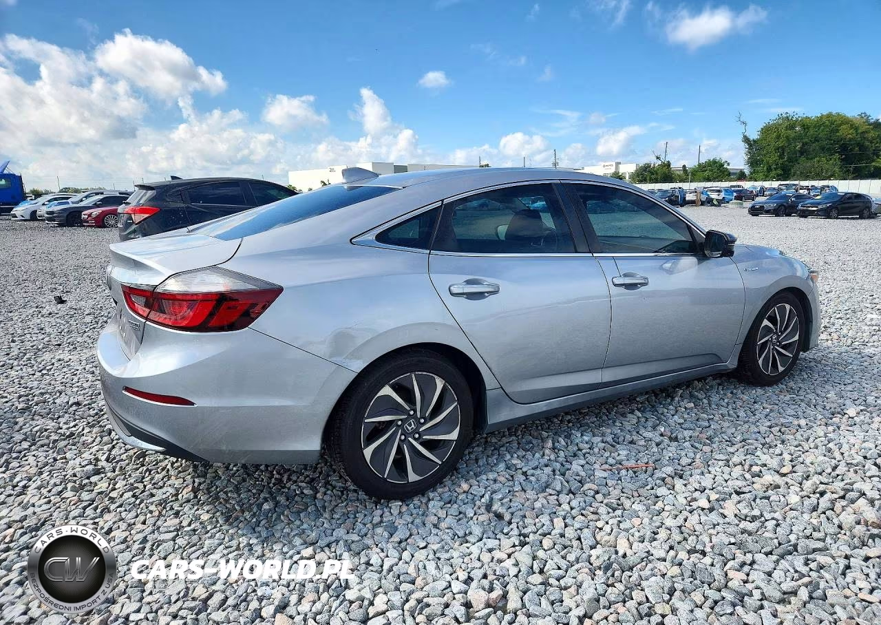 2019 Honda Insight Touring VIN:19XZE4F99KE009781 - 3