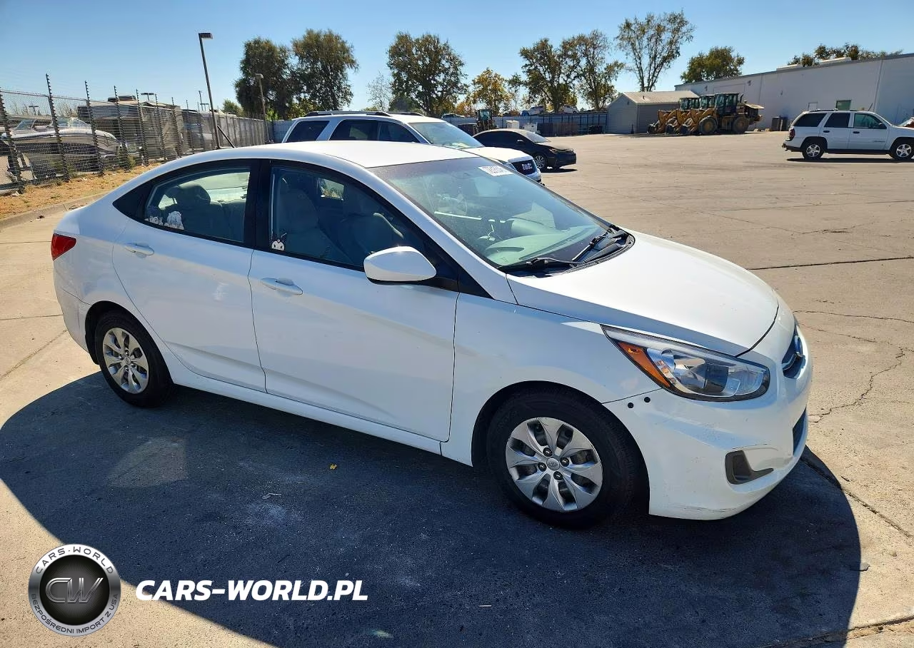 2017 Hyundai Accent Se VIN:KMHCT4AE4HU272315 - 4