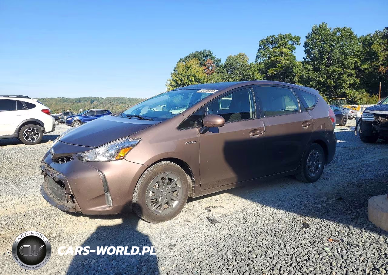 2016 Toyota Prius V Three