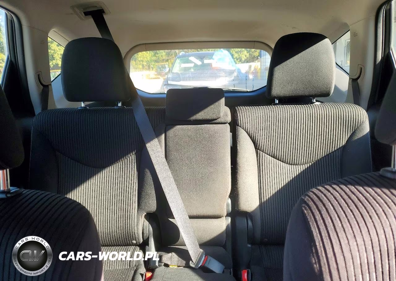 2016 Toyota Prius V Three VIN:JTDZN3EU1GJ049718 - 10