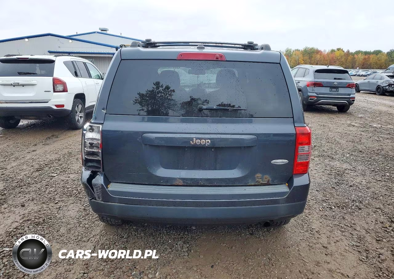 2014 Jeep Patriot Latitude VIN:1C4NJPFA7ED626981 - 6