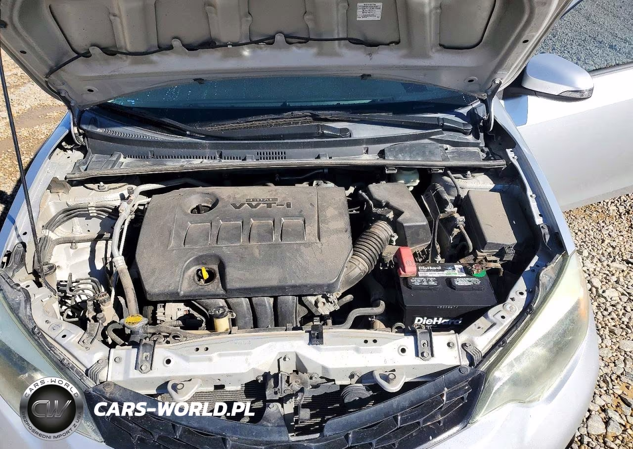 2015 Toyota Corolla S Plus VIN:5YFBURHE6FP288378 - 11