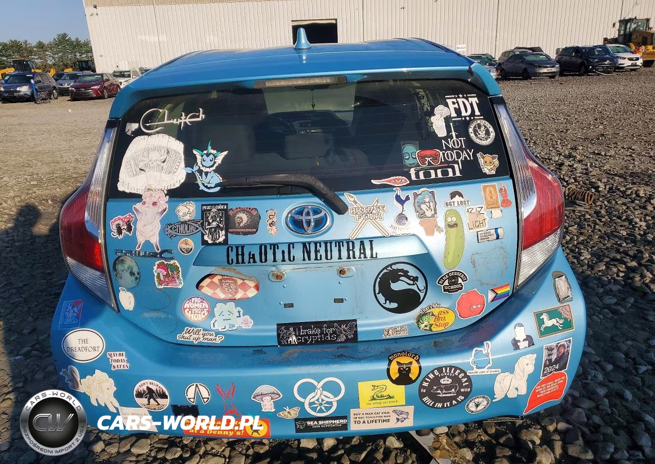 2015 Toyota Prius C One VIN:JTDKDTB33F1089894 - 6