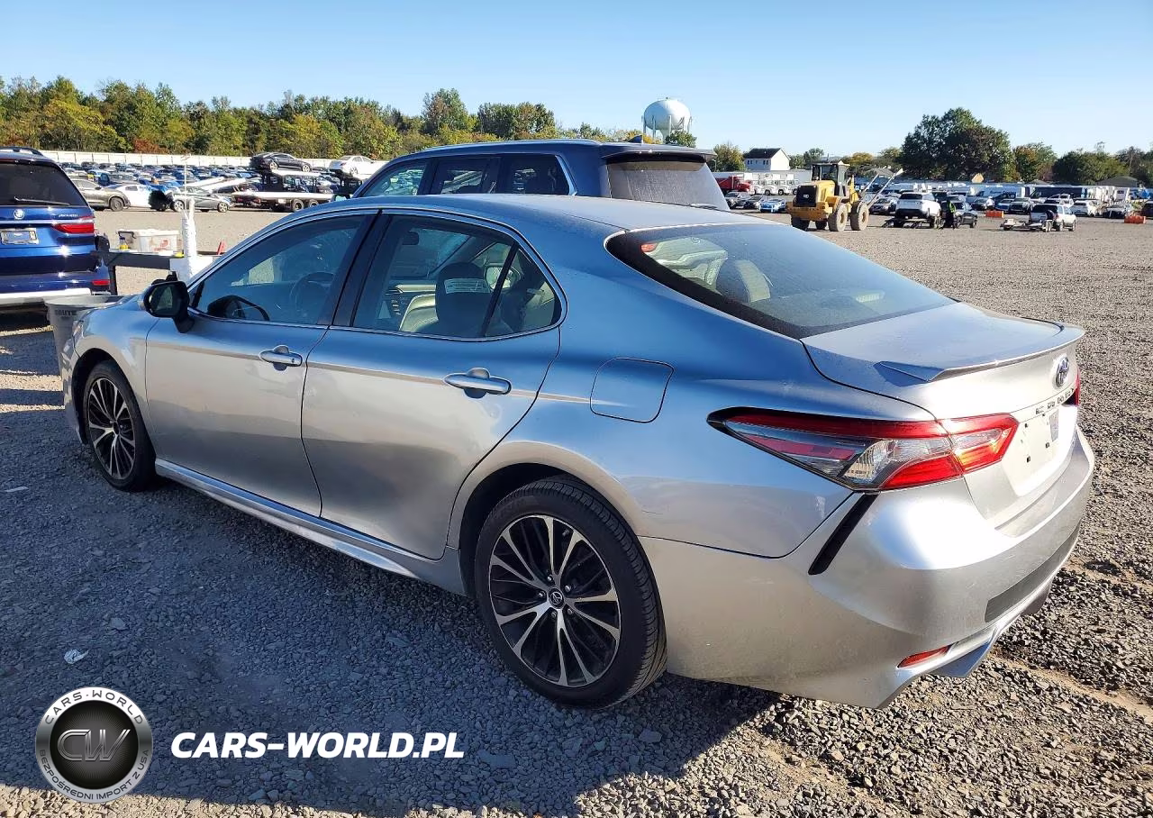 2018 Toyota Camry L VIN:JTNB11HK2J3028301 - 2