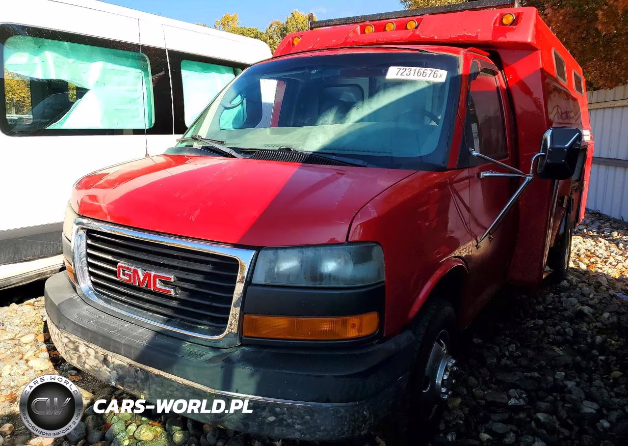 2004 GMC Savana Cutaway G3500 VIN:1GDJG31U541193986 - 1