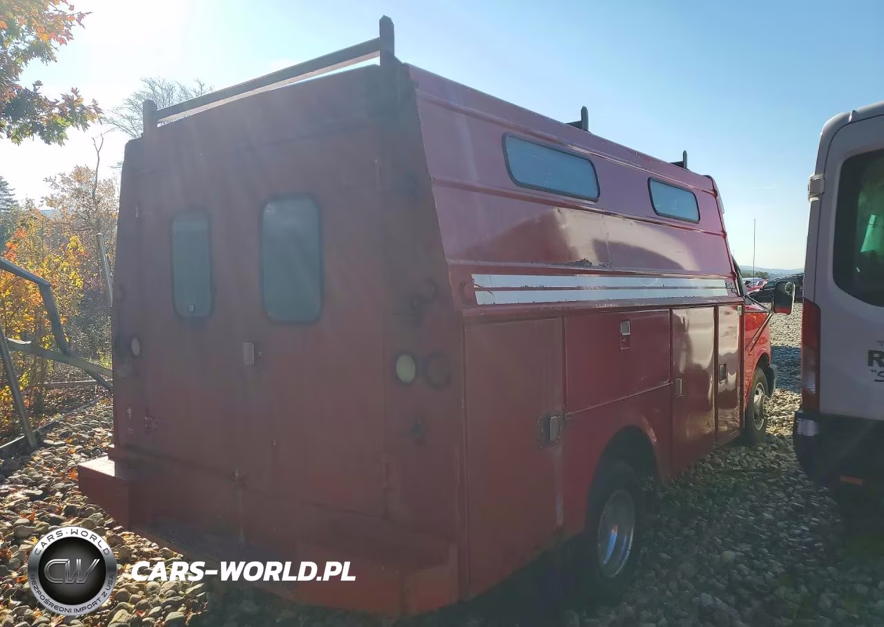 2004 GMC Savana Cutaway G3500 VIN:1GDJG31U541193986 - 3