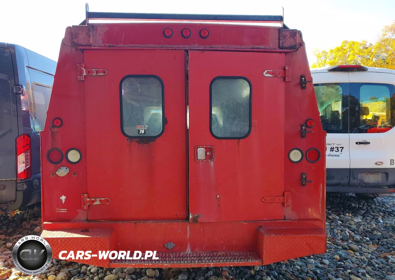 2004 GMC Savana Cutaway G3500 VIN:1GDJG31U541193986 - 6